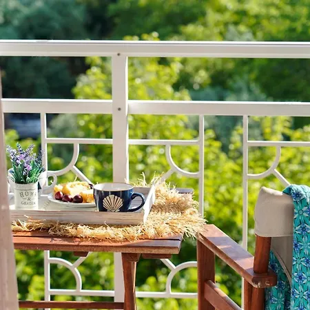 Ioanna Apartment Potos